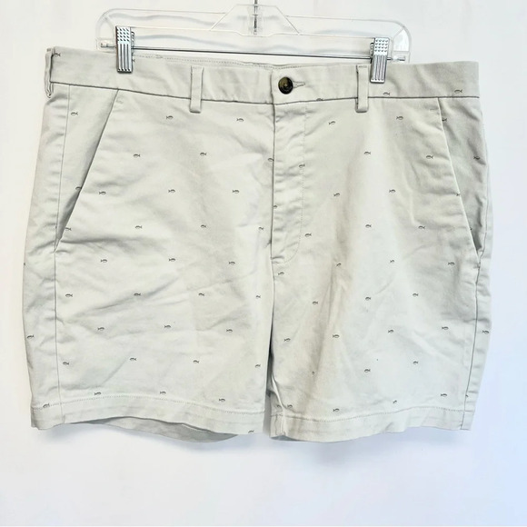 St Johns Bay Temp Flex 7” Chino Shorts Mens Size 38 Nice Stretch Grey Fish - Picture 4 of 9